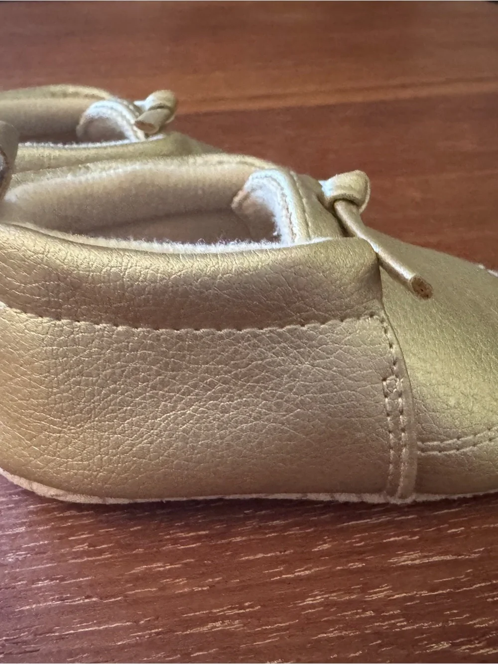 Source Unknown Gold Kids Moccasin Shoes
